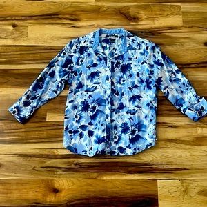 CHAPS blue floral 3/4 sleeve.